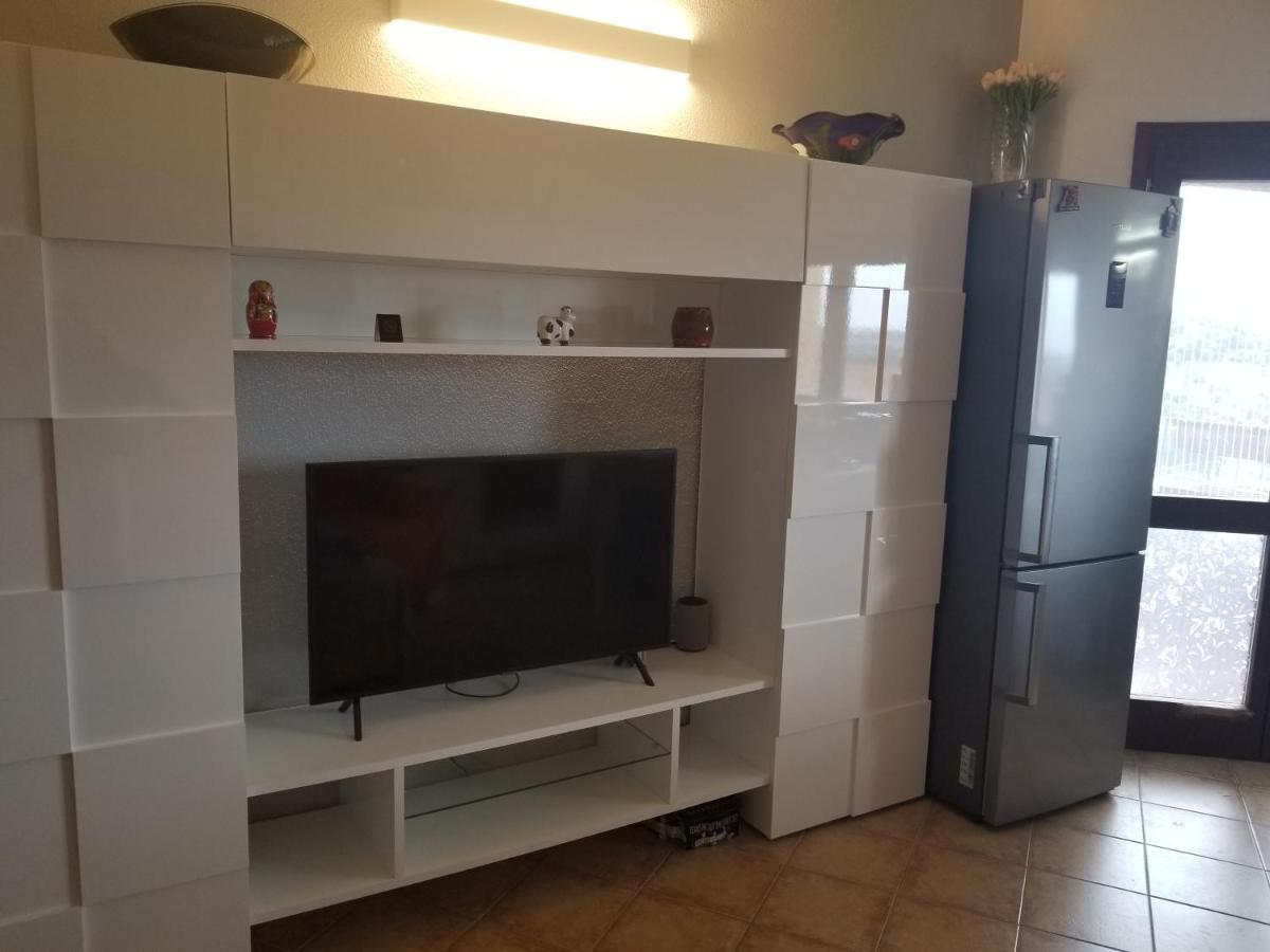 Seaview Apt Solita Budoni Villa Luaran gambar